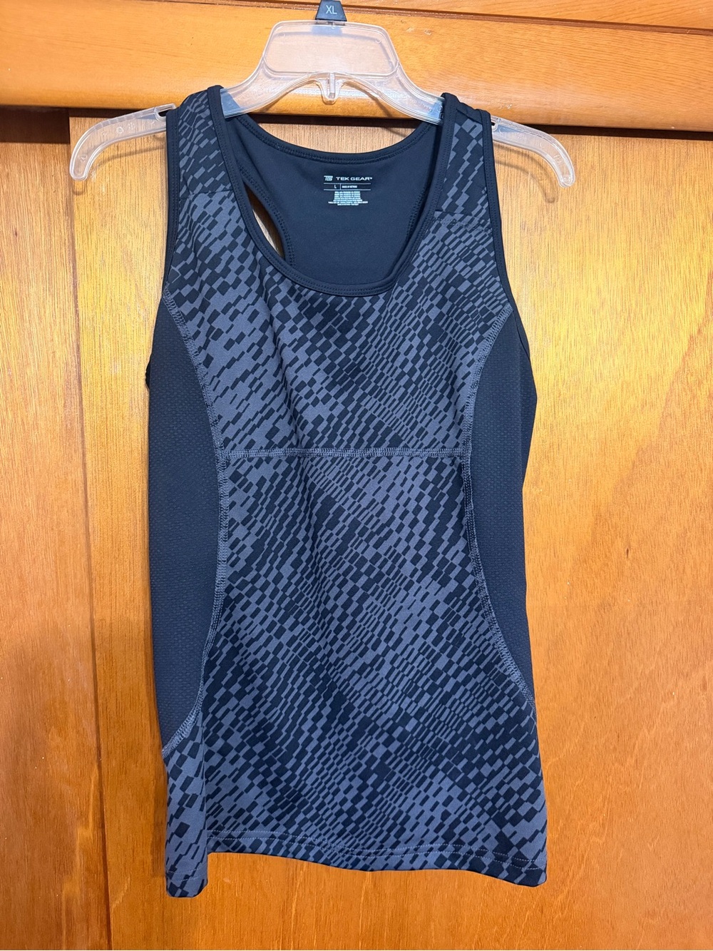 Tek Gear Black and Gray Patterned Racerback Workout Top Built in sports bra